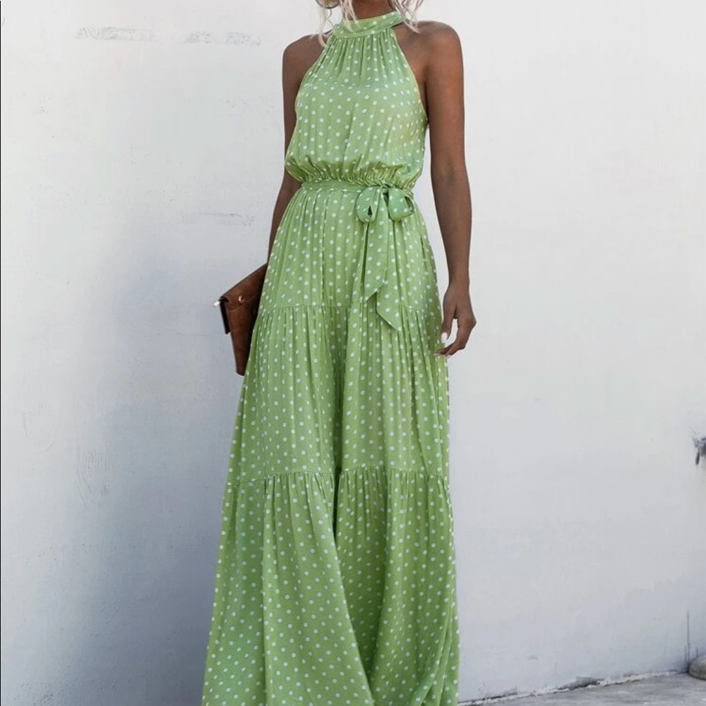 Halter maxi Dress - Picture 6 of 8